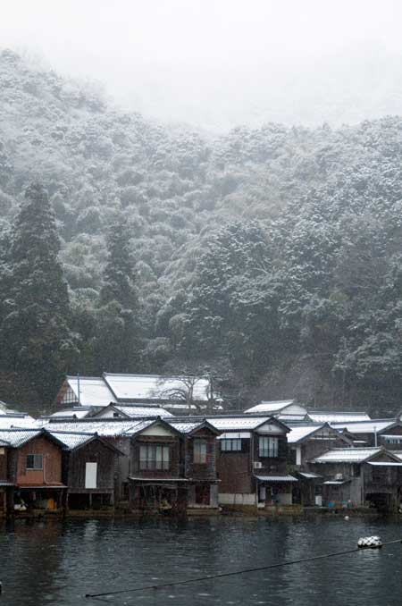 伊根の船屋